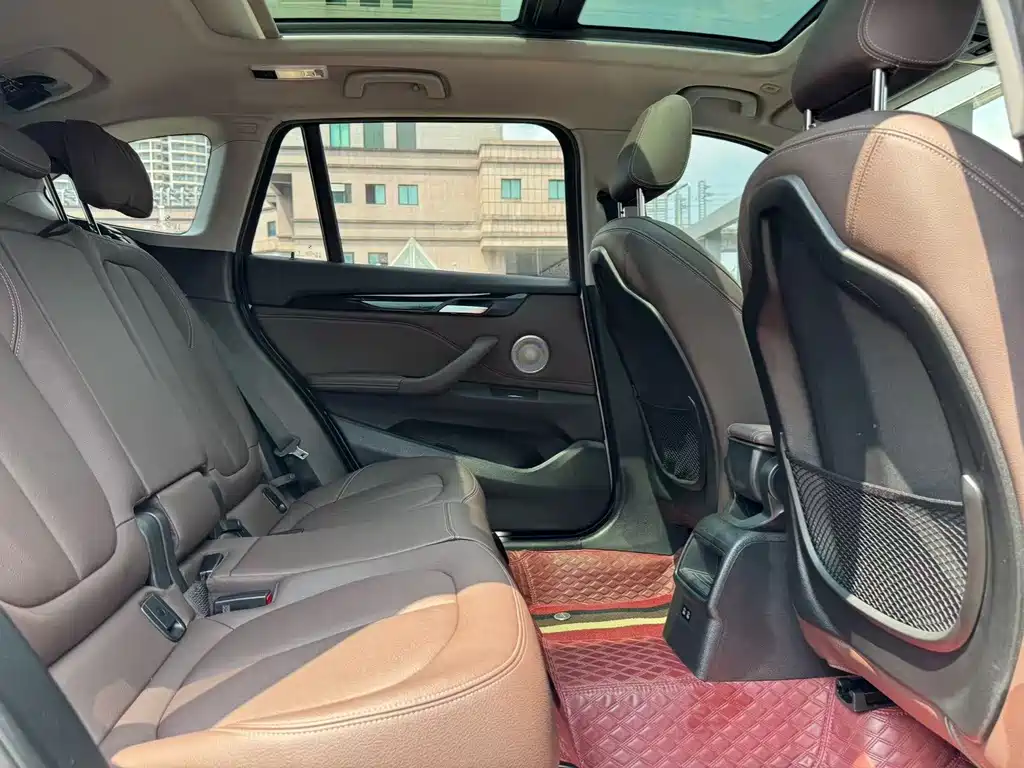 BMW X1 — миниатюра 13
