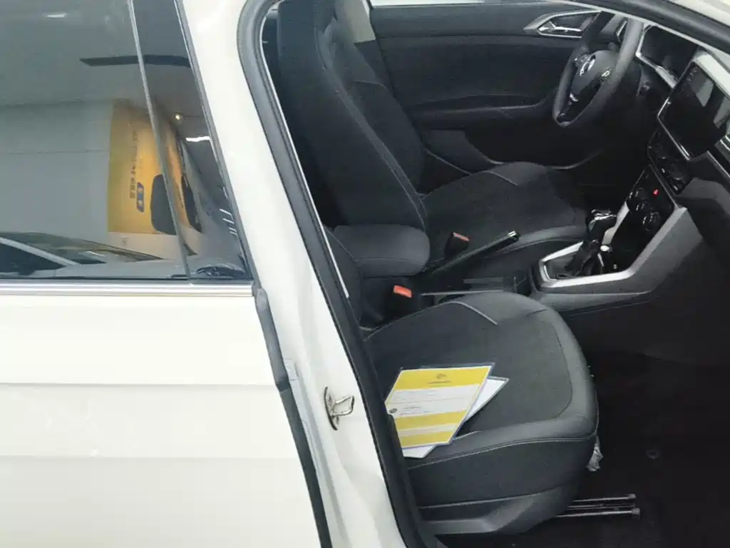 Volkswagen T-Cross — миниатюра 25