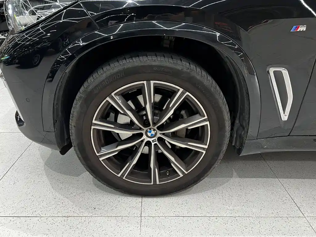 BMW X5 — миниатюра 12