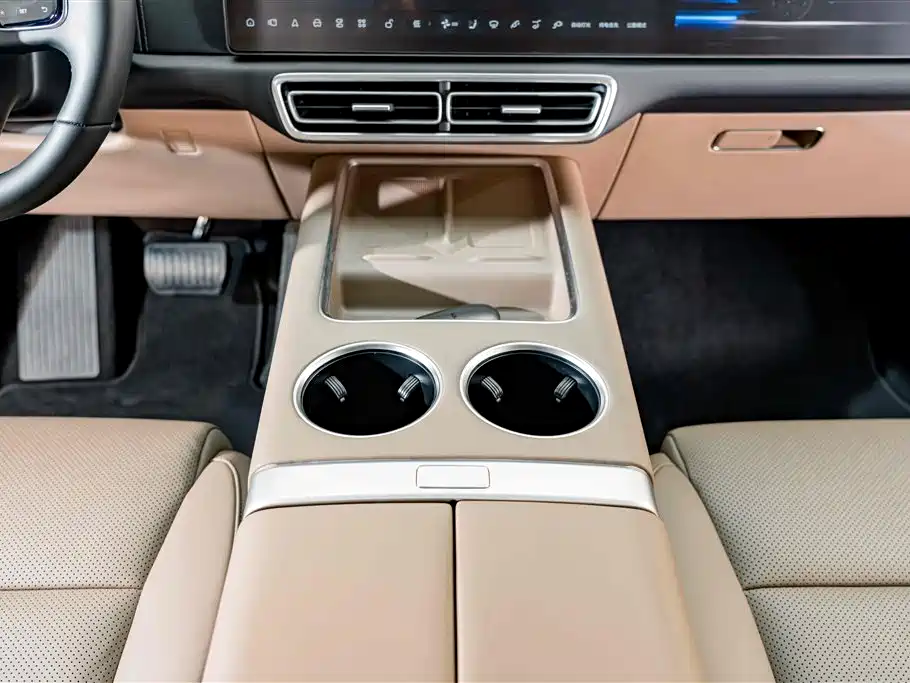 Li Auto Li L8 — миниатюра 14