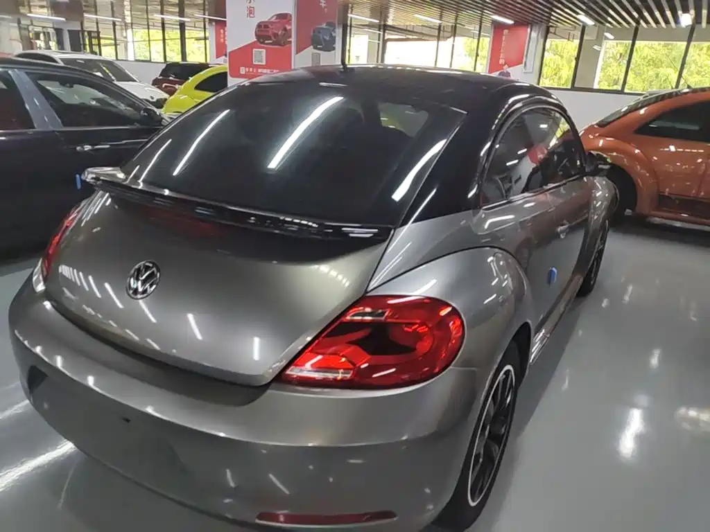 Volkswagen Beetle — миниатюра 7