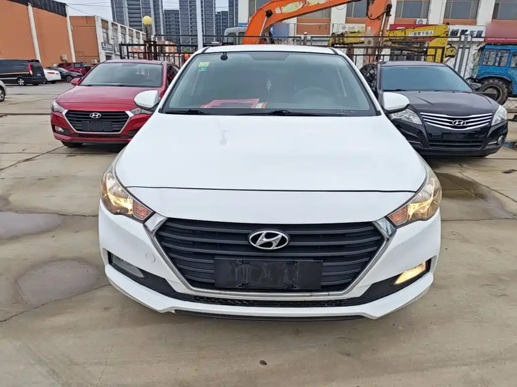 Hyundai Verna — миниатюра 3