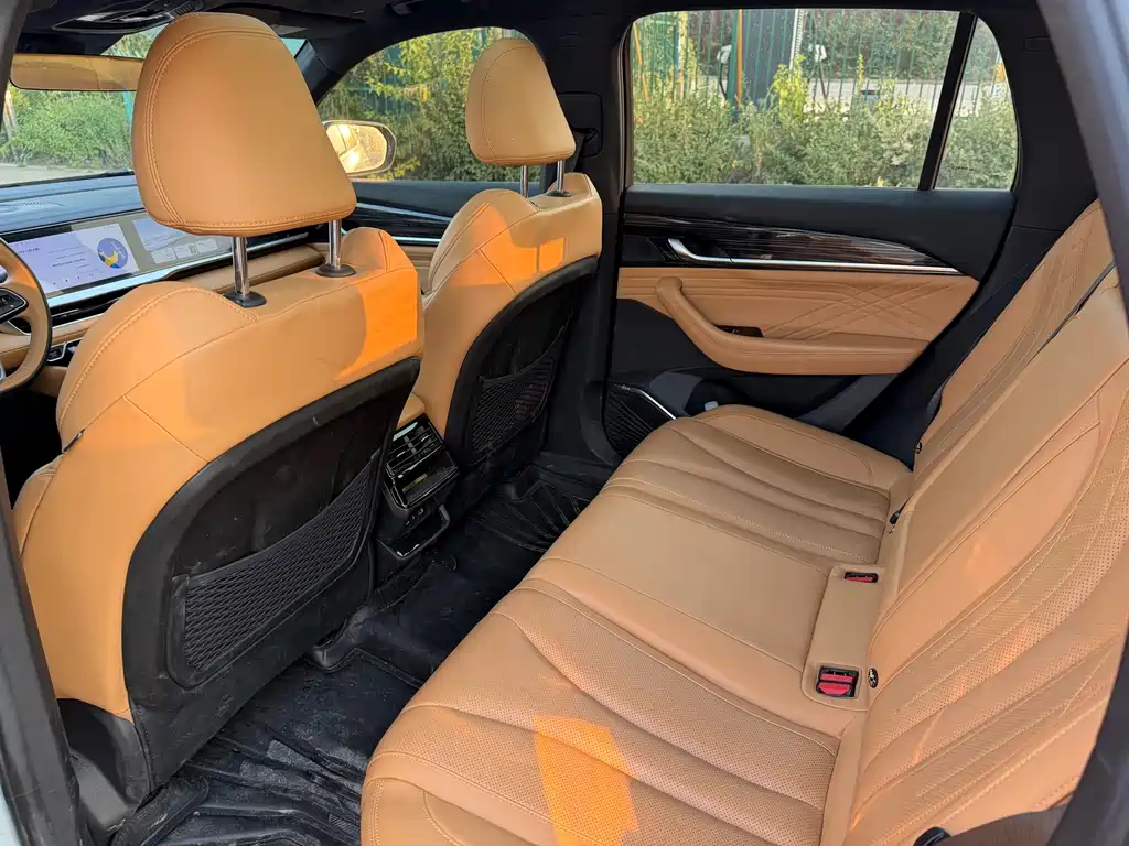Geely Xingyue L EREV — миниатюра 10