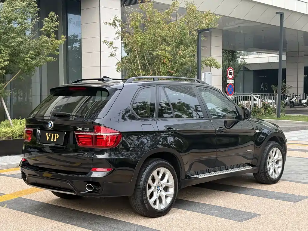 BMW X5 (Import) — миниатюра 3