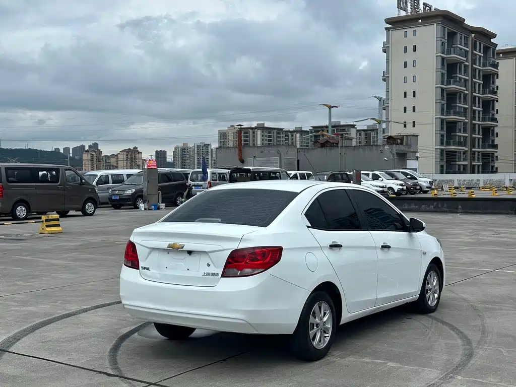 Chevrolet Sail — миниатюра 5