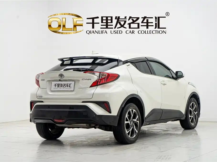 TOYOTA C HR