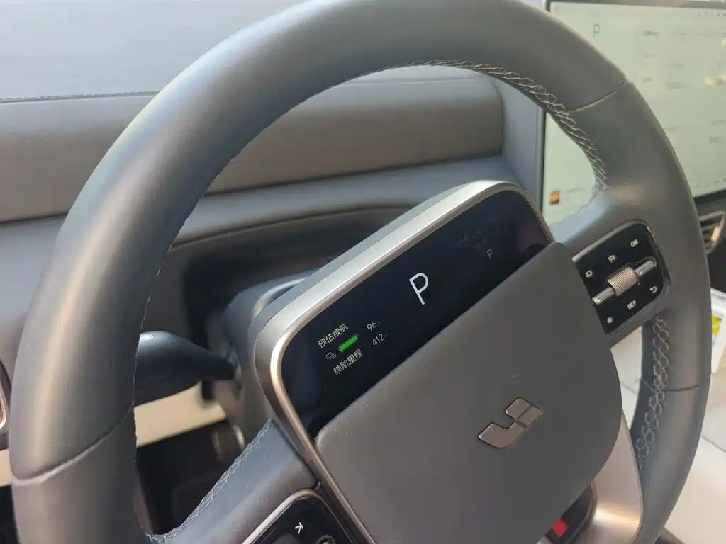 Li Auto Li MEGA — миниатюра 7