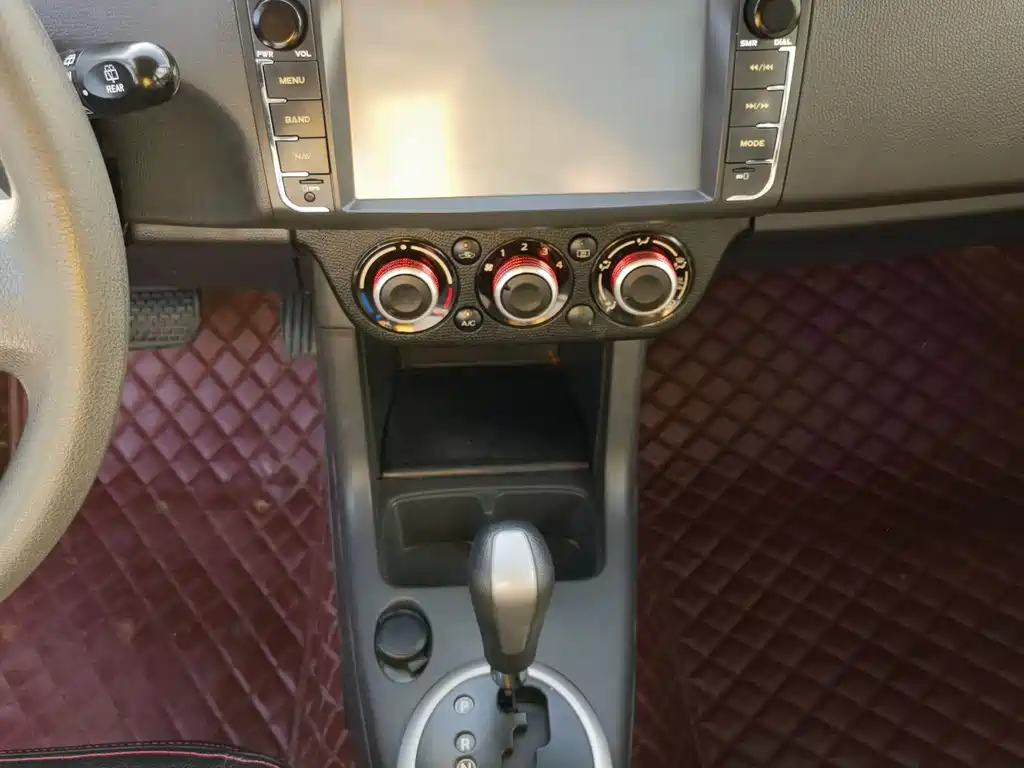 Suzuki Swift — миниатюра 18