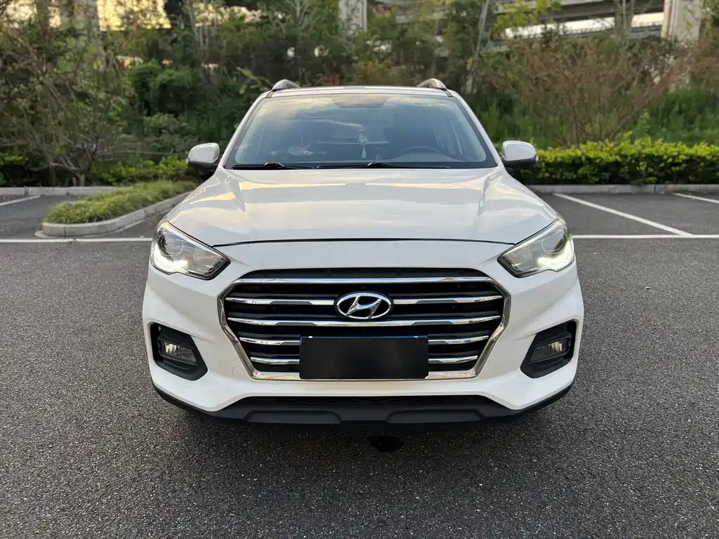 Hyundai ix35 — миниатюра 2