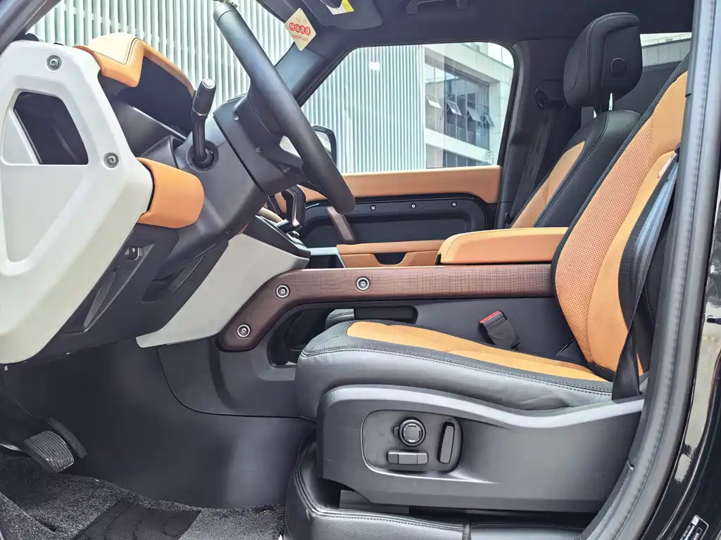 Land Rover Defender — миниатюра 11