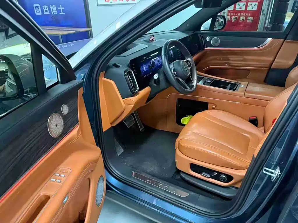 AITO Wenjie AITO M9 — миниатюра 3