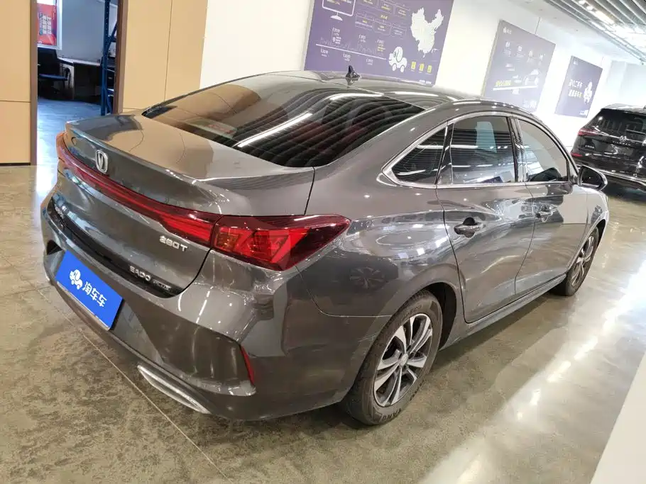 Changan Eado — миниатюра 3
