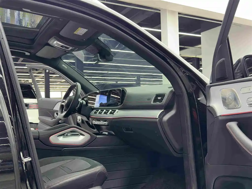 Mercedes-Benz GLE AMG — миниатюра 10