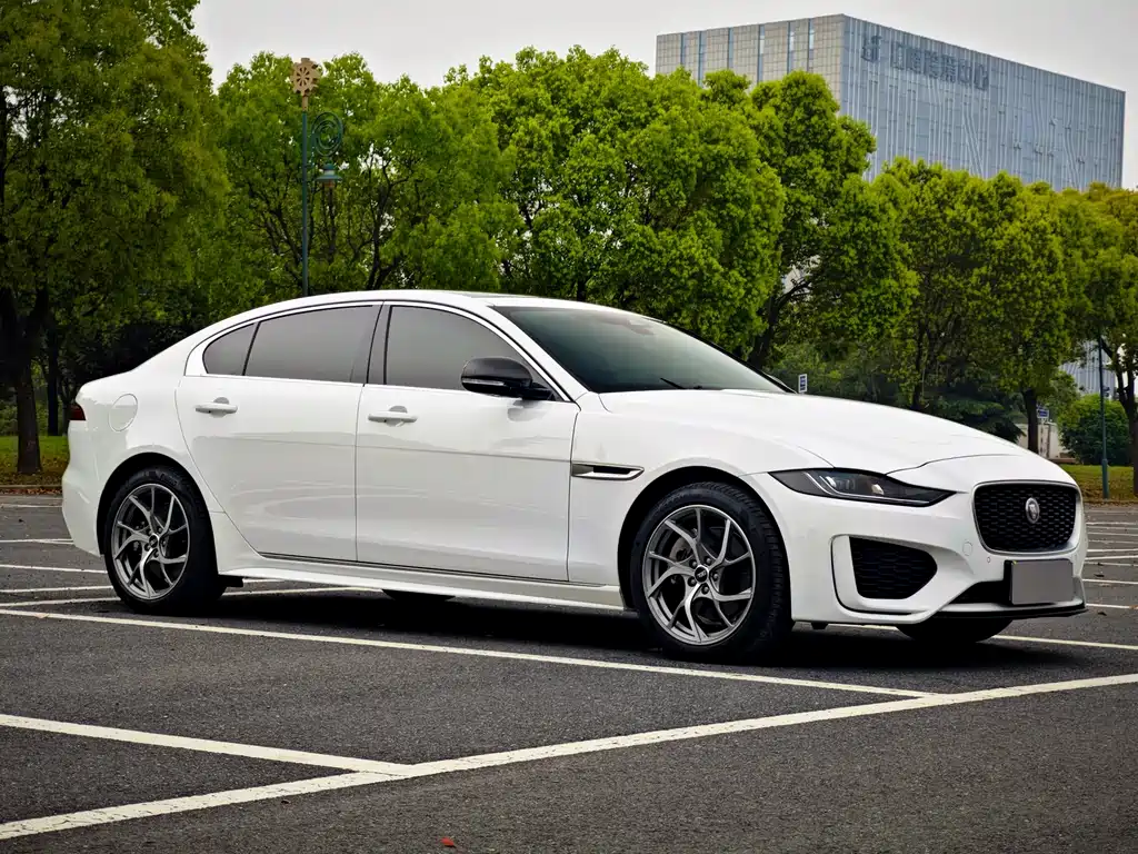 Jaguar XEL 2024 2.0T 250PS R-DYNAMIC S Sport