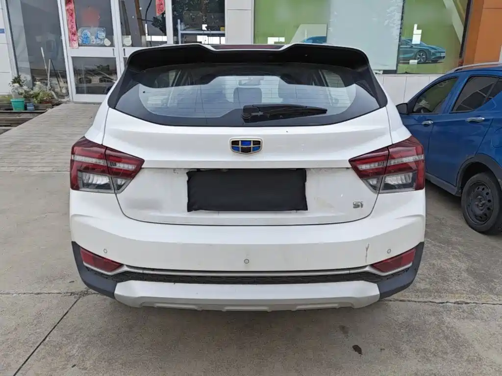 Geely Vision S1 — миниатюра 6