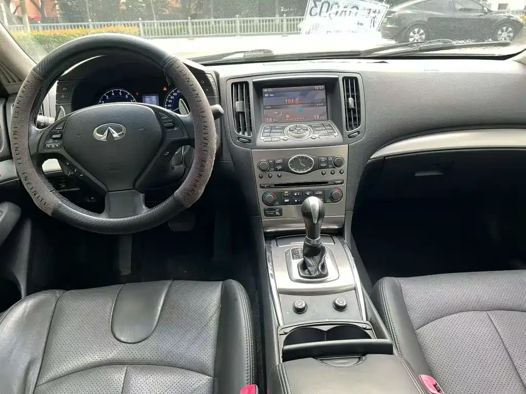 Infiniti G — миниатюра 8