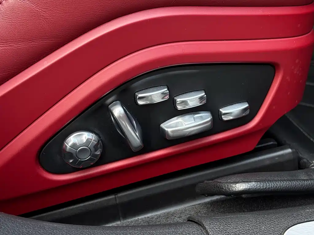 Porsche Panamera — миниатюра 21