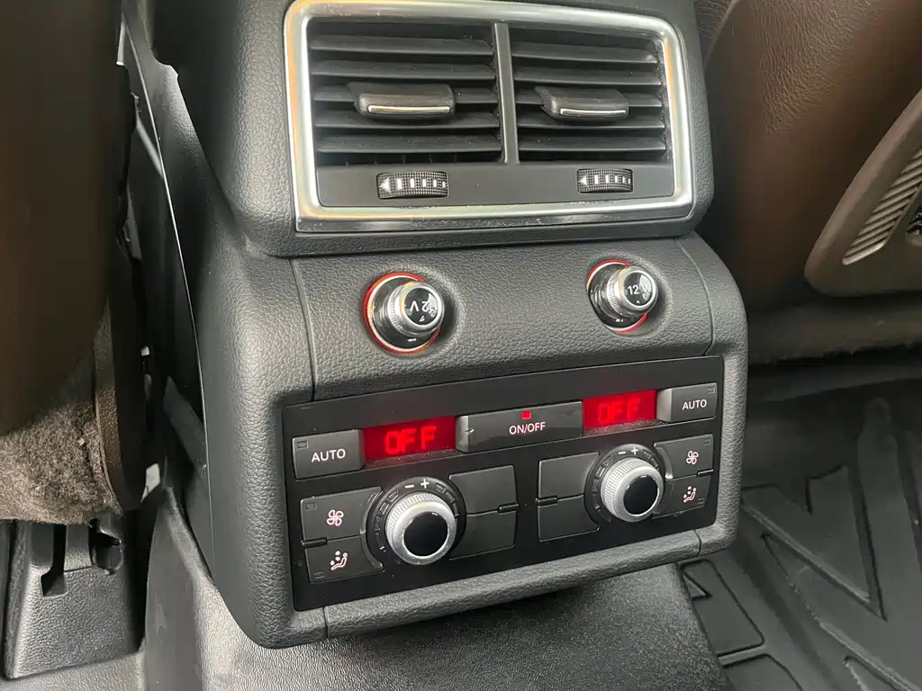 Audi Q7 2014 40 TFSI