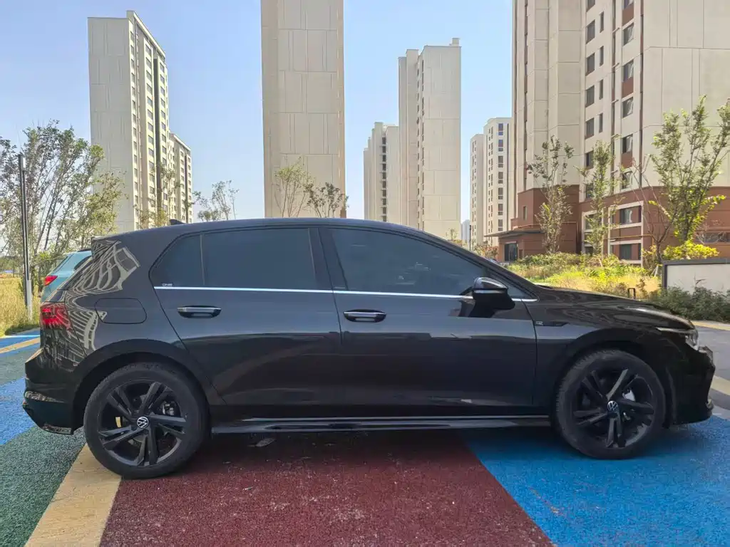 Volkswagen Golf — миниатюра 4