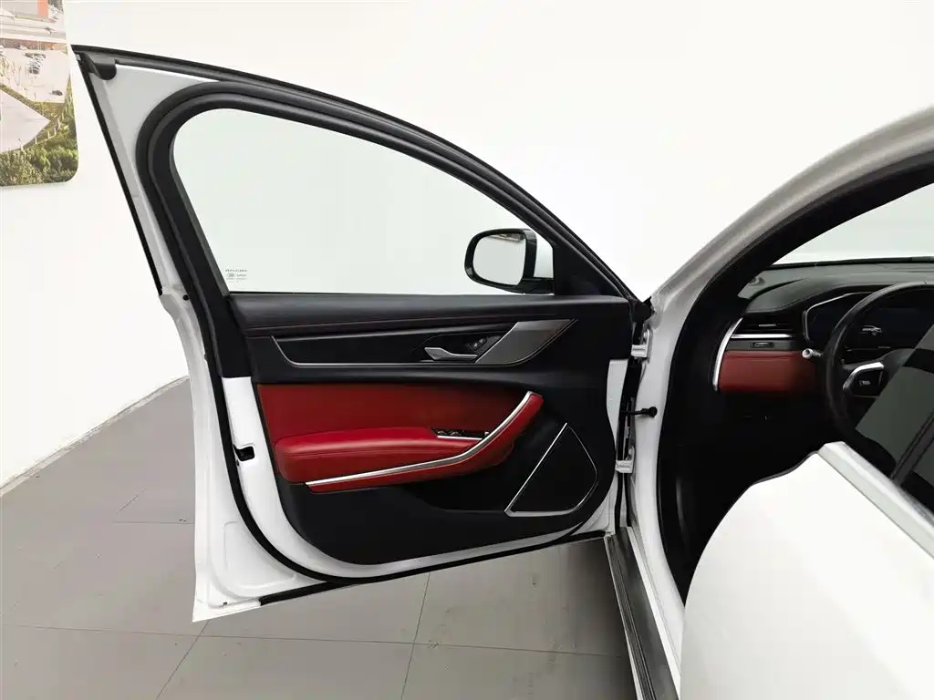 Jaguar XFL 2021 XFL 2.0T P250 Elite Sport