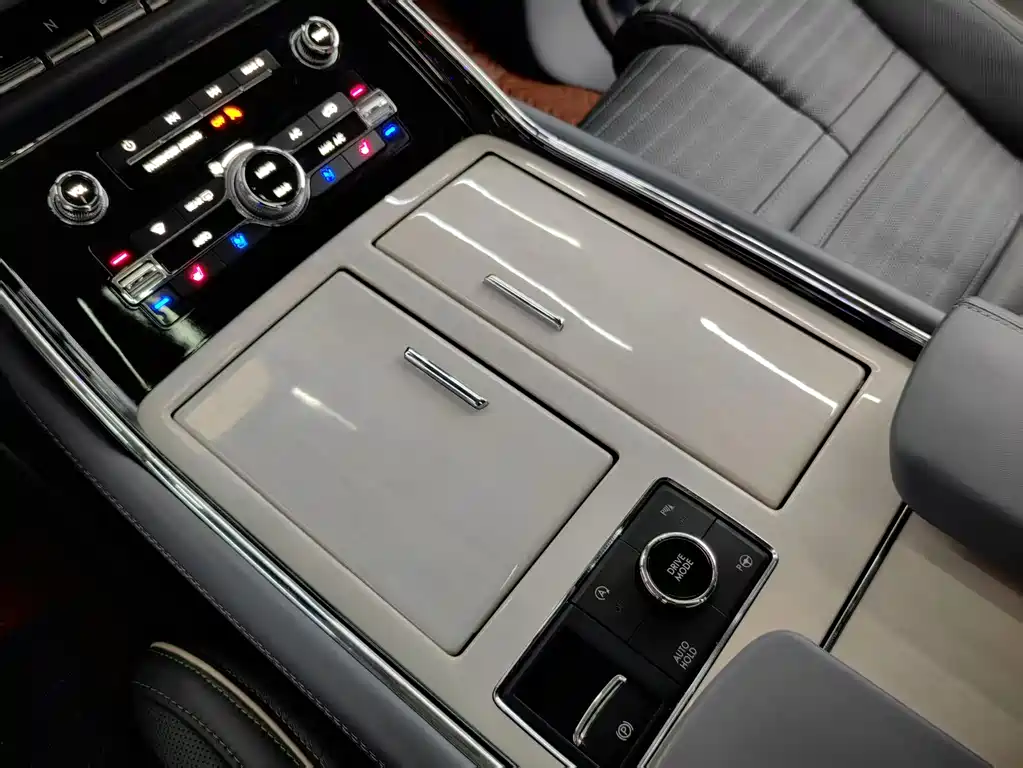 Lincoln Navigator 2020 3.5T