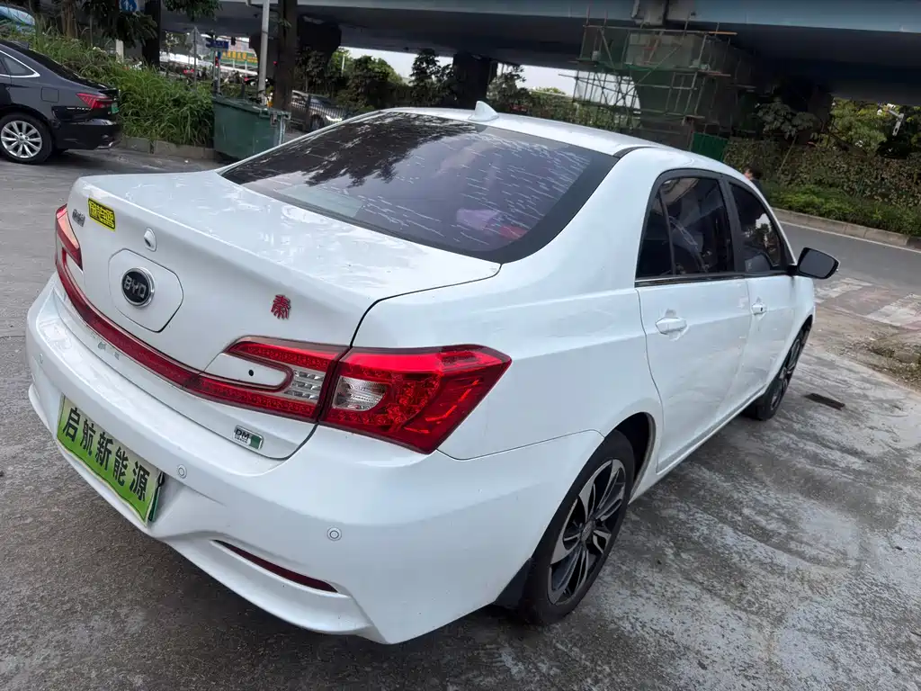 BYD Qin NEV — миниатюра 9