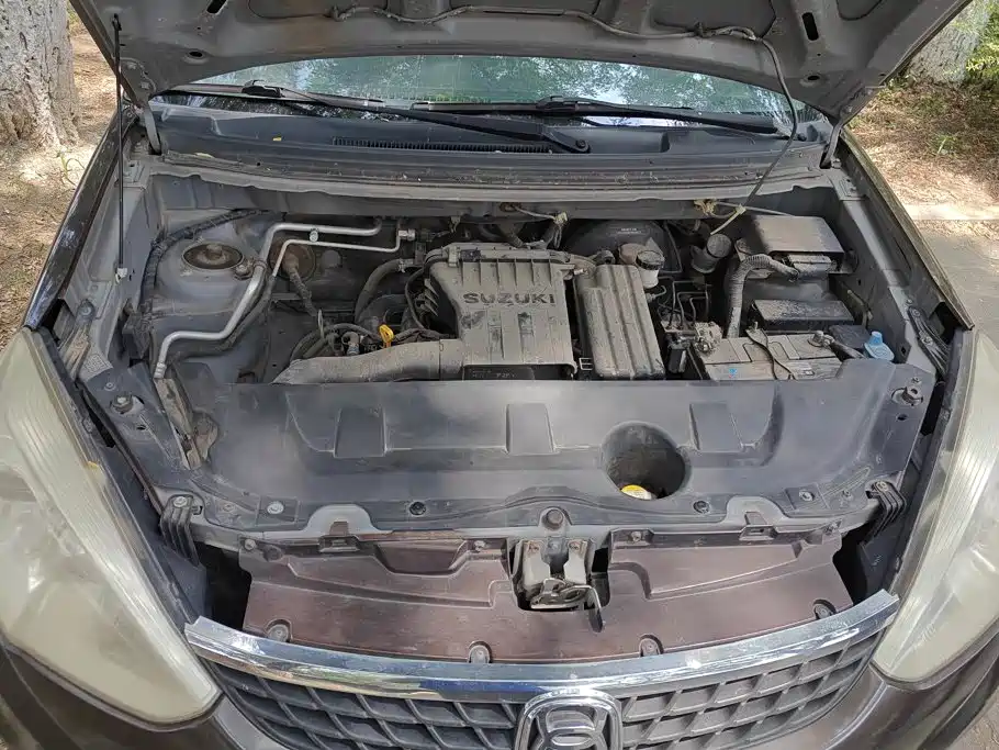 Suzuki Liana — миниатюра 10