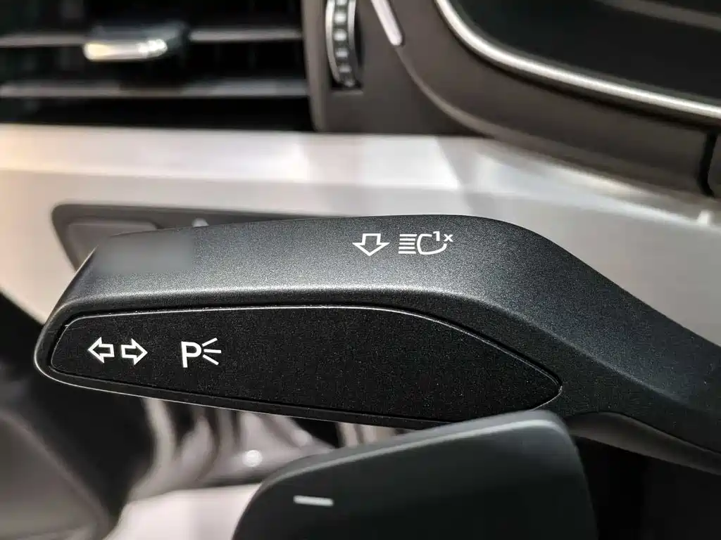 Audi A4L — миниатюра 10