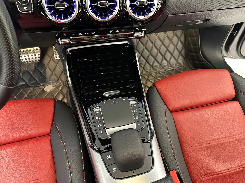 Mercedes-Benz A-Class AMG — миниатюра 18