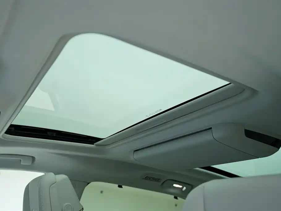 BUICK GL8 NEW ENERGY