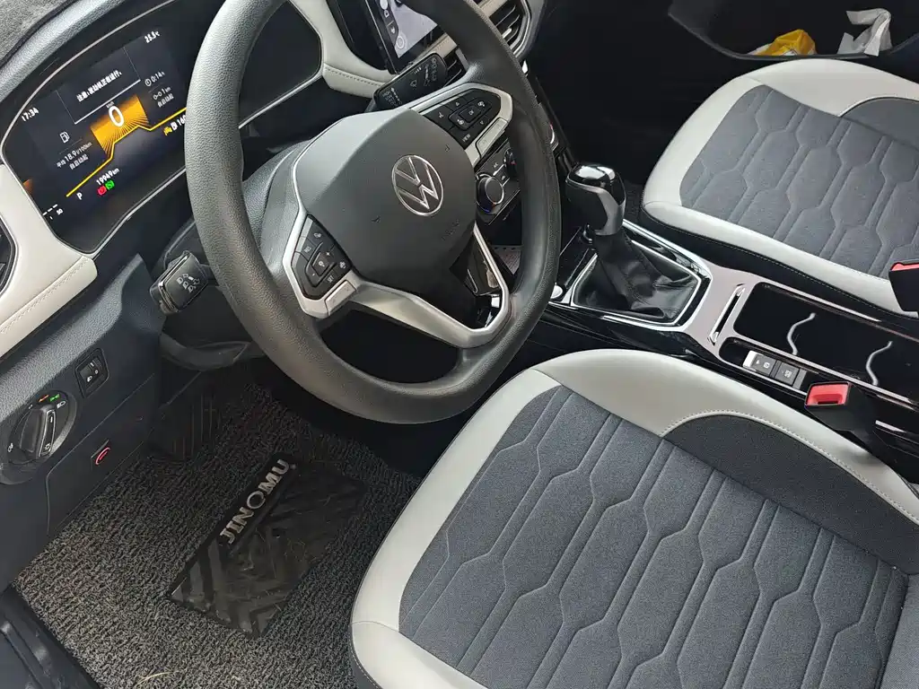 Volkswagen Tharu - фото 5