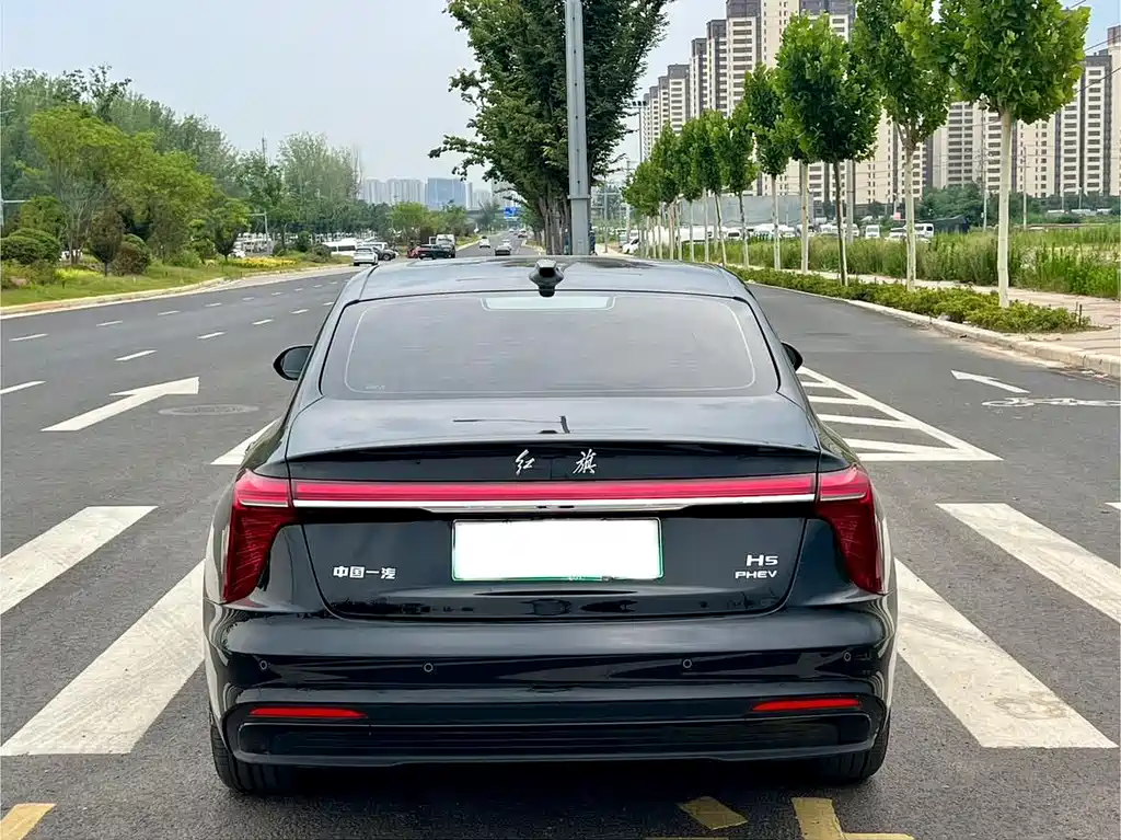 Hongqi H5 PHEV 2025 170