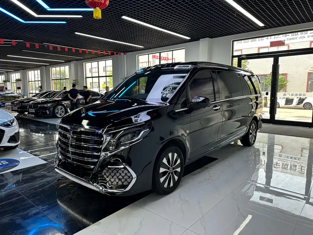 Mercedes-Benz Vito 2023