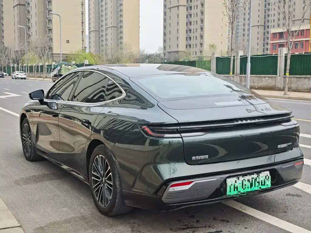 GEELY GALAXY GALAXY SPARKLE 8