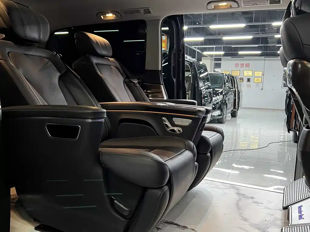 MERCEDES-BENZ V CLASS