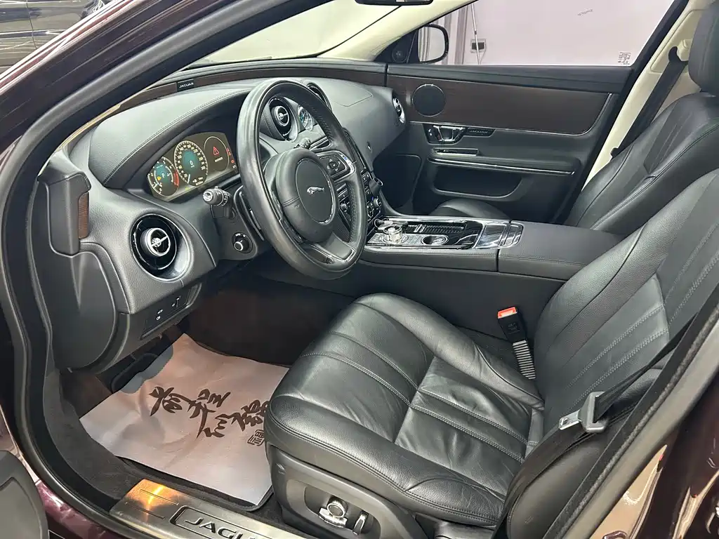 Jaguar XJ XJL 3.0 SC 2WD Elegant Business Edition, фото 8