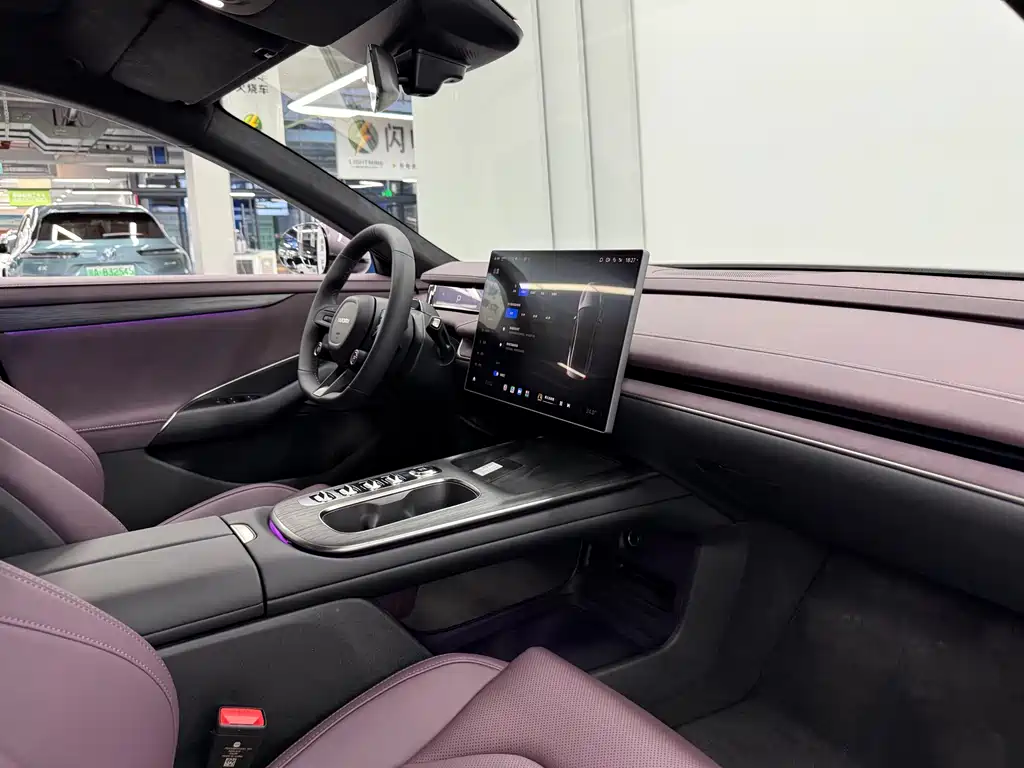 XIAOMI CAR XIAOMI SU7