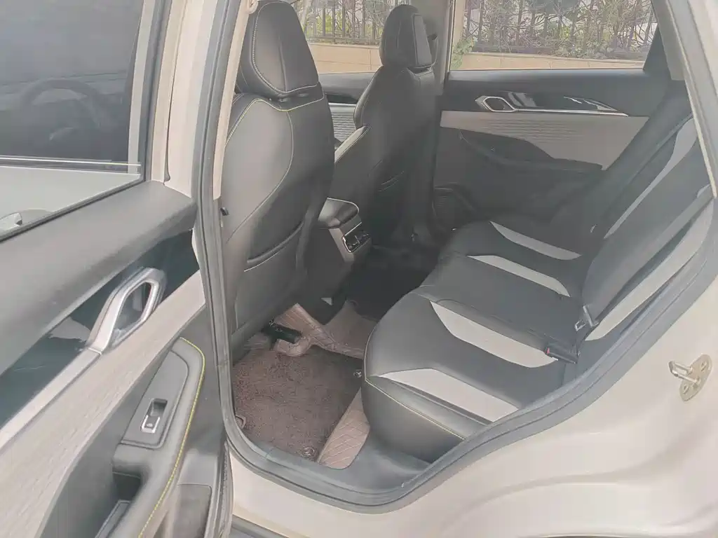 GEELY AUTOMOBILE BINYUE