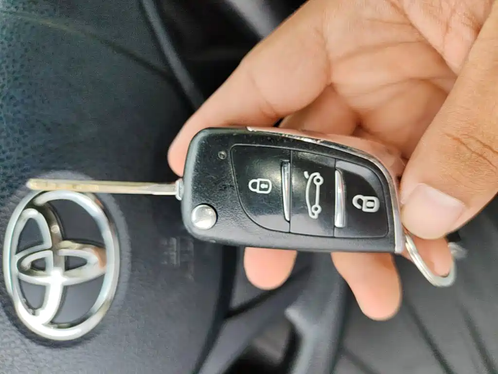 Toyota Yaris L — миниатюра 9