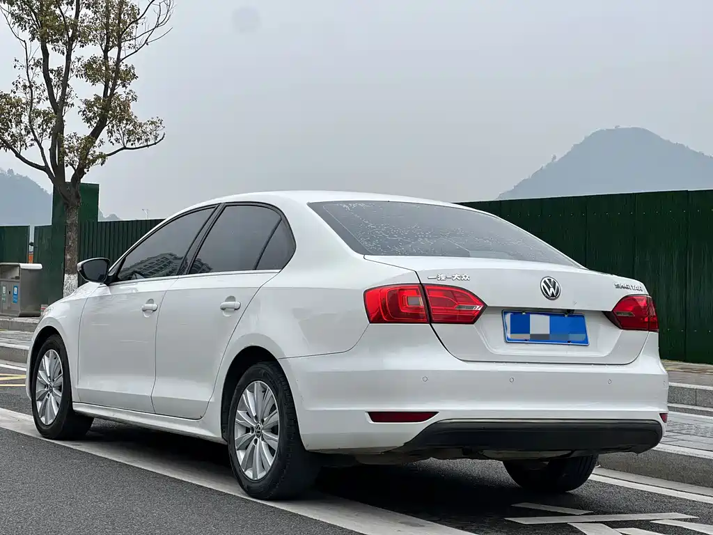 Volkswagen Sagitar — миниатюра 9