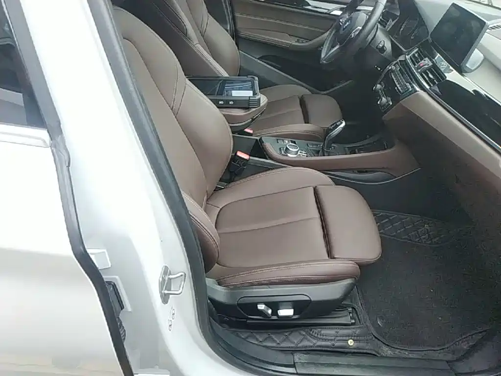 BMW X1 — миниатюра 25