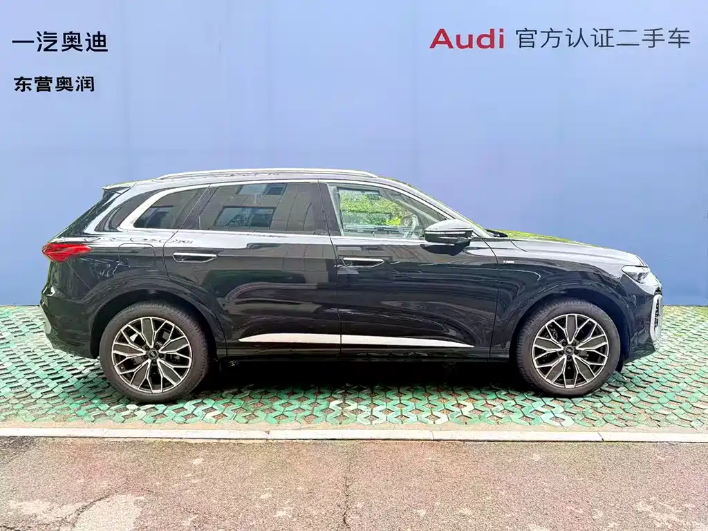 Audi Q5L — миниатюра 5