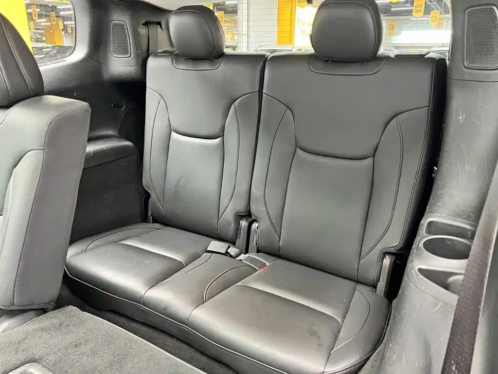 Jeep Grand Commander — миниатюра 20