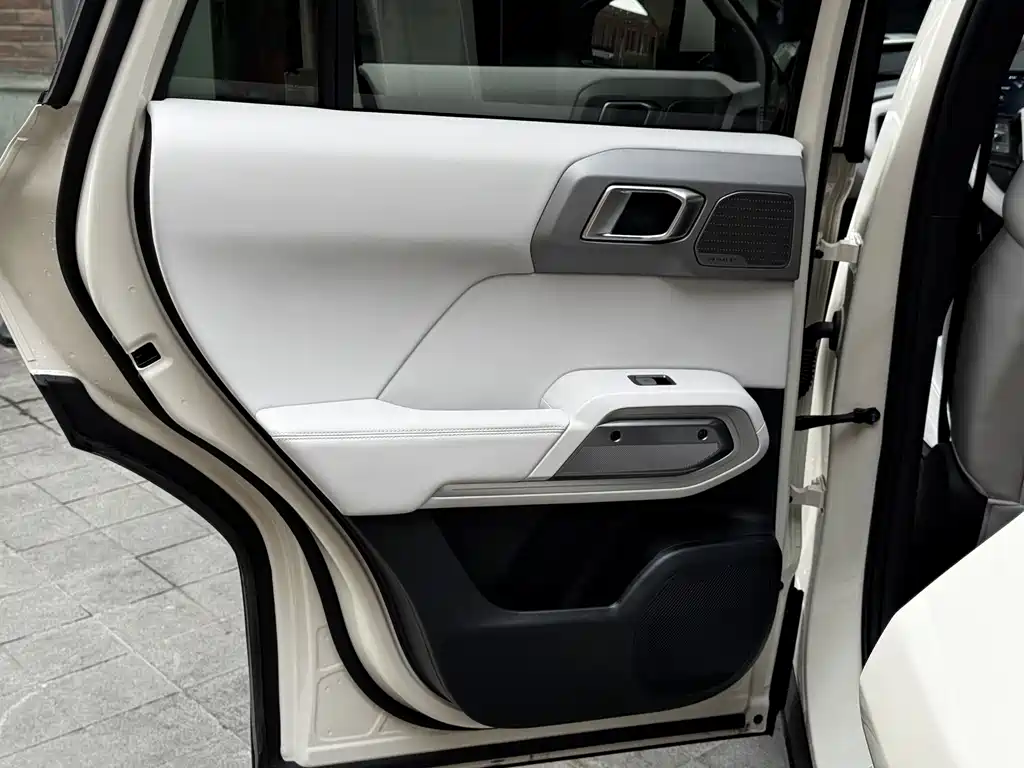 FANG CHENG BAO TITANIUM 3