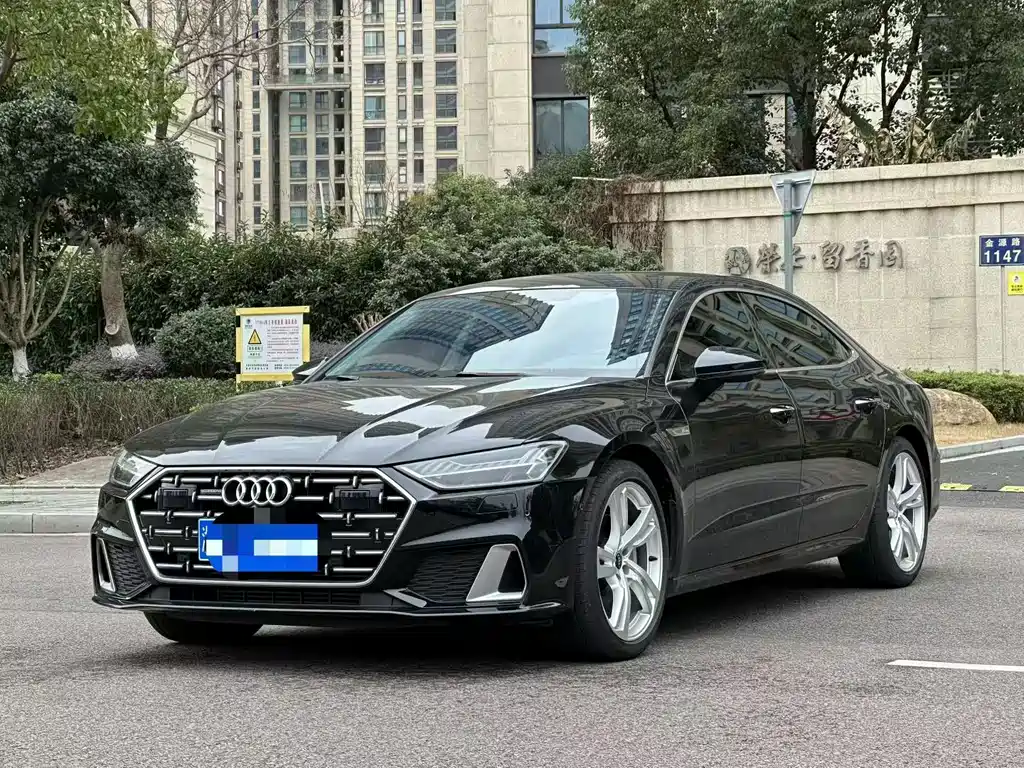 AUDI A7L