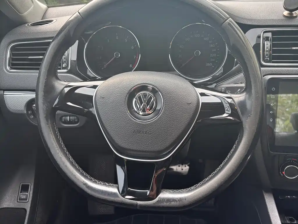 Volkswagen Sagitar — миниатюра 9