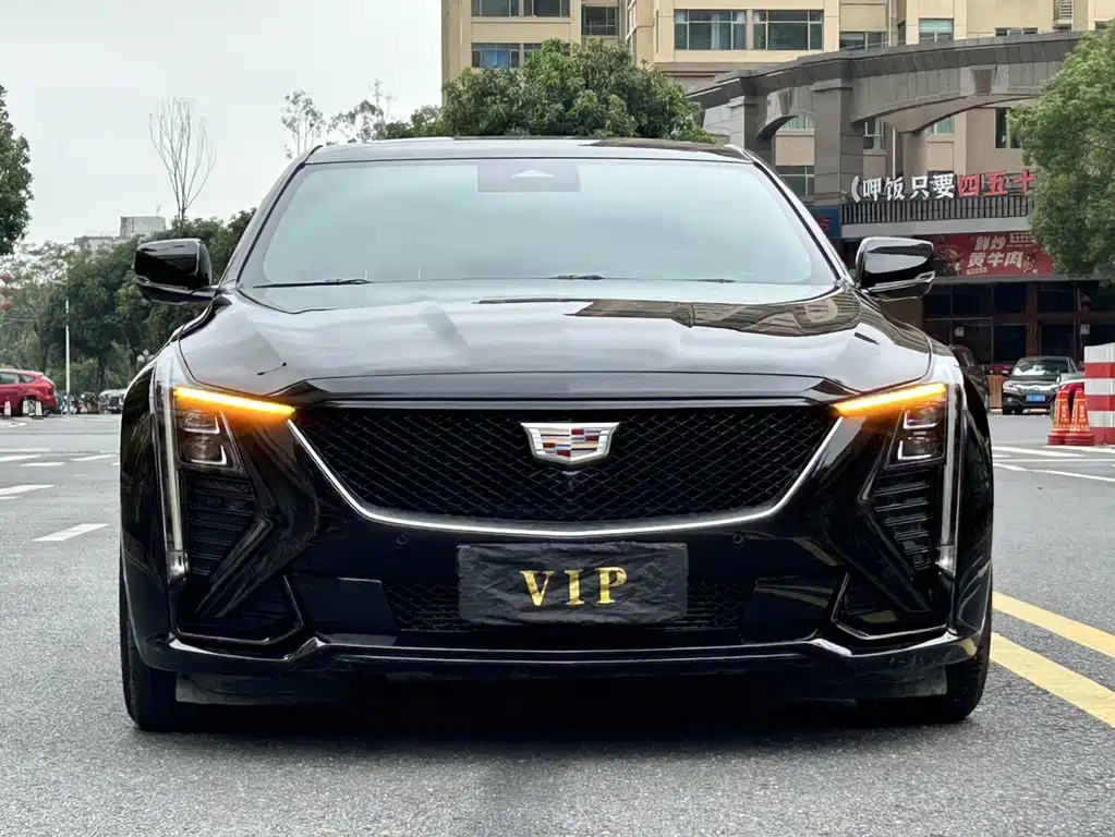 Cadillac CT5 — миниатюра 2