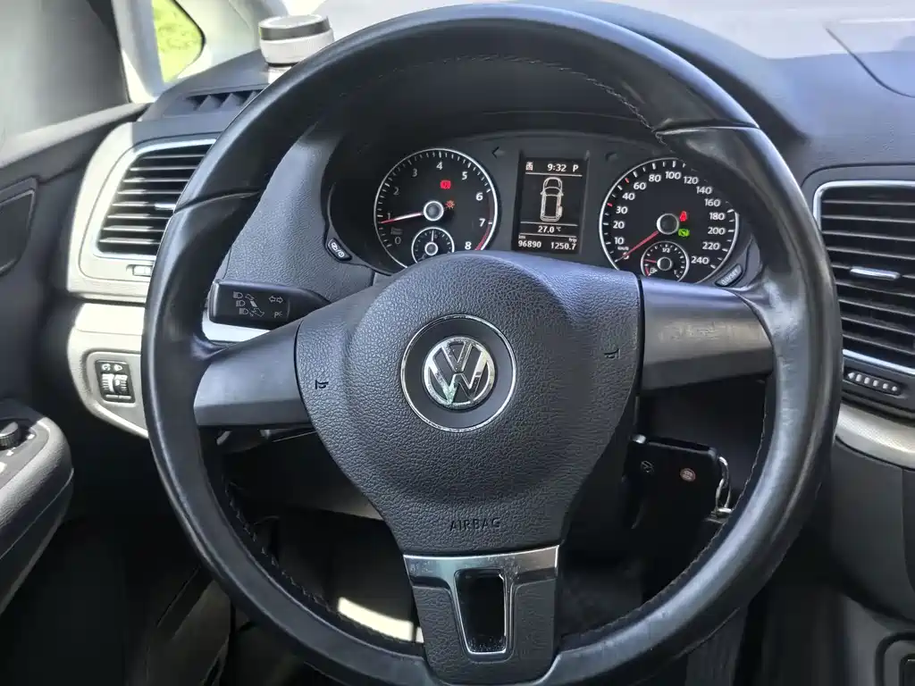 Volkswagen Sharan — миниатюра 17
