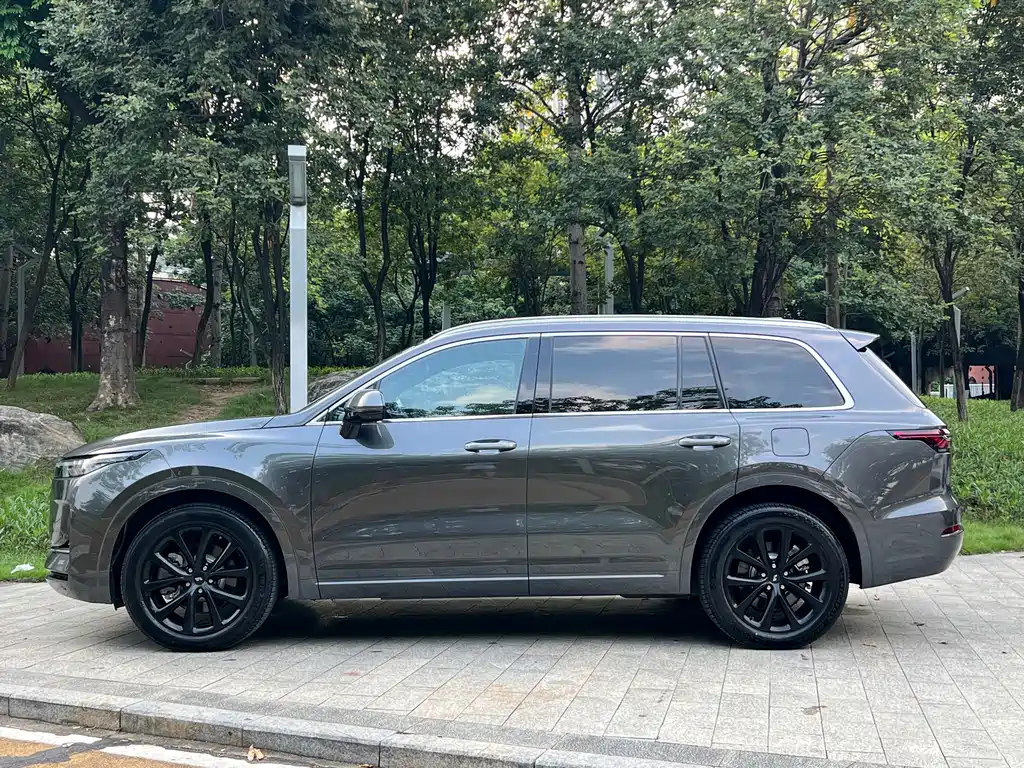 Li Auto Li ONE — миниатюра 9