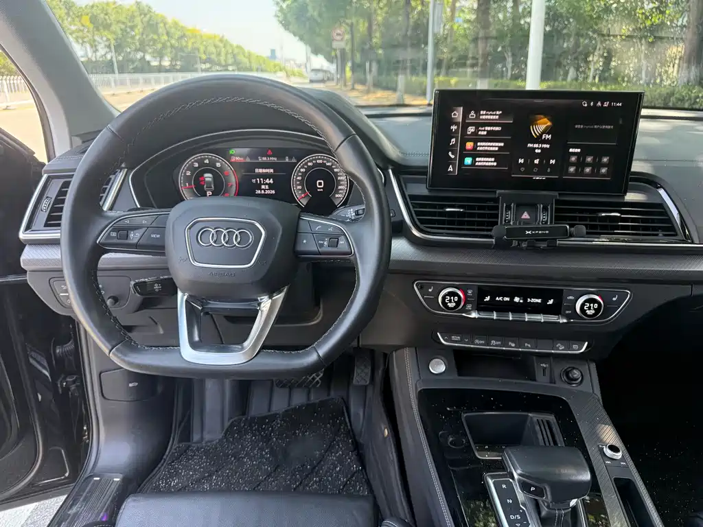 Audi Q5L — миниатюра 8